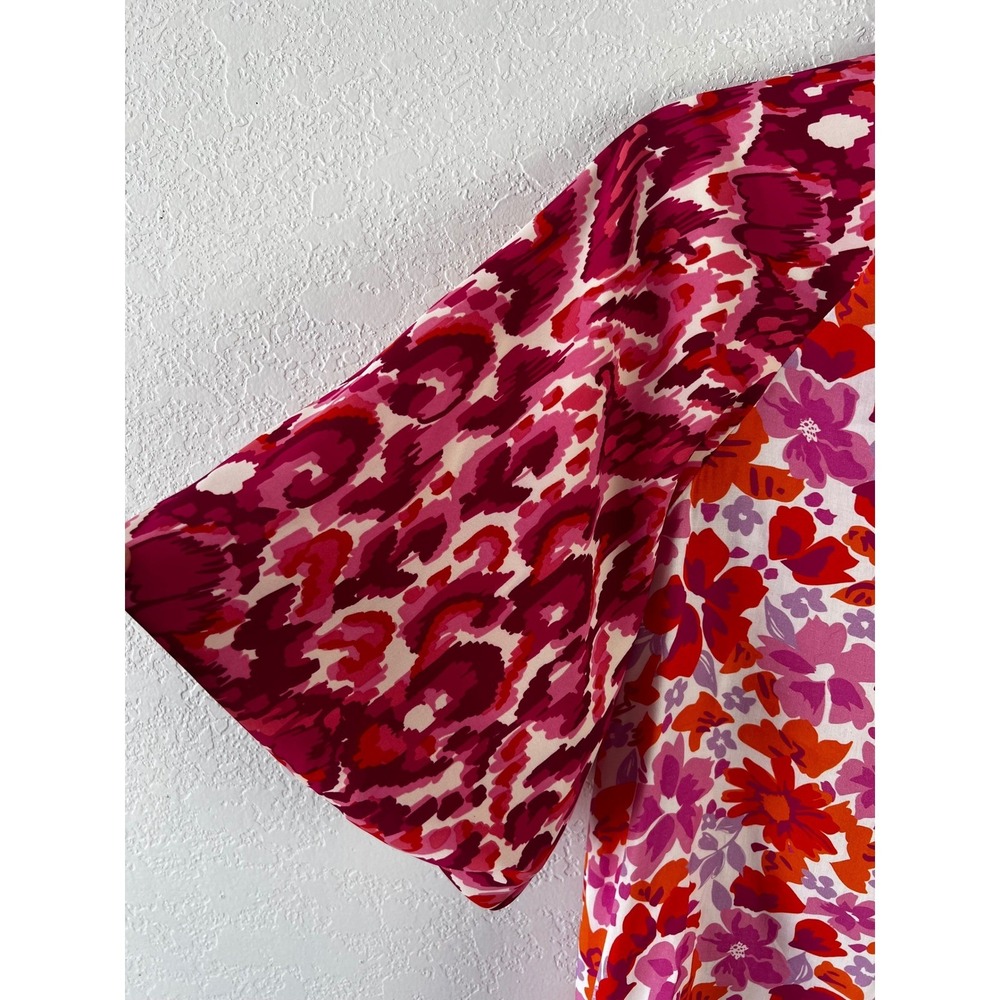 Anthropologie THML Bubble Hem Sleeve Top Size Medium Boho Floral Ikat - Picture 3 of 8